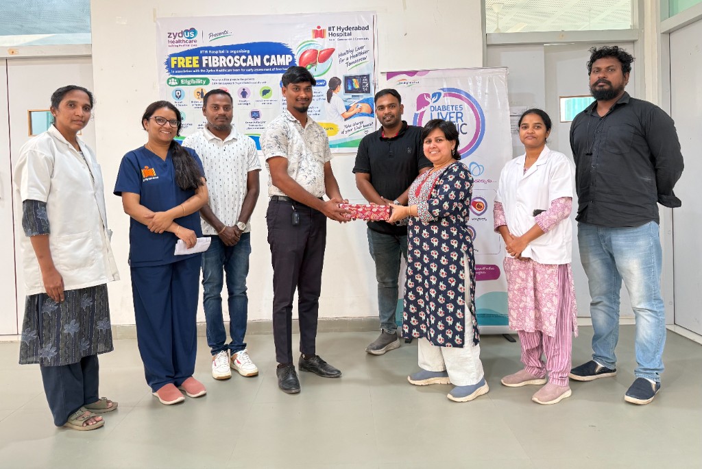 Token of appreciation presented at the FibroScan camp