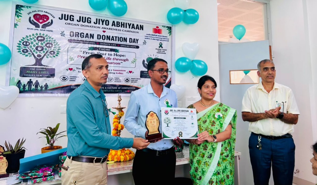 Prize distribution to a campaign competition winner